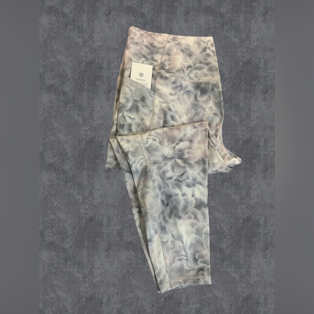 Athleta Salutation Stash Pocket II Leggings - Size 3X (NWT)